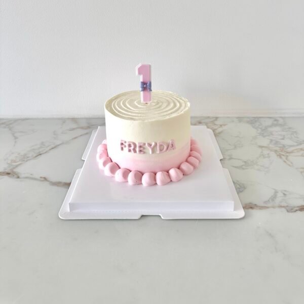 Sweet T Cakery bizservice.au Baby 1000 x 1000 001 Baby Cake